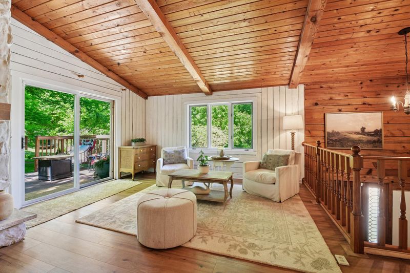 3021 Devon Ln, Mound, MN 55364