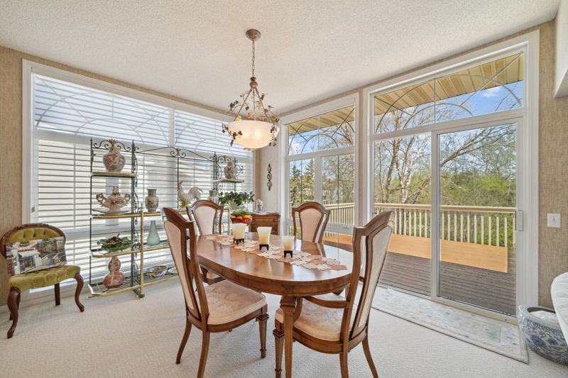786 Monet Ct, Mendota Heights, MN 55120