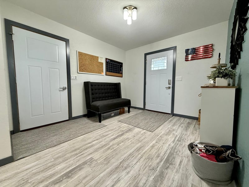 506 Hill Ave S, Middle River, MN 56737