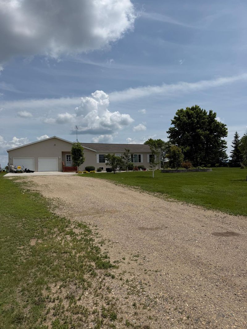 12894 Meadow View Ln, Detroit Lakes, MN 56501