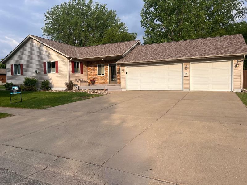 434 Fridell Crescent, Red Wing, MN 55066