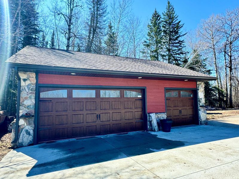 63521 County Road 2, Warroad, MN 56763