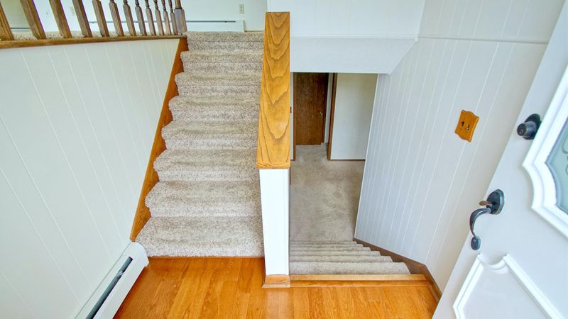 2010 Twin Bluff Rd, Red Wing, MN 55066