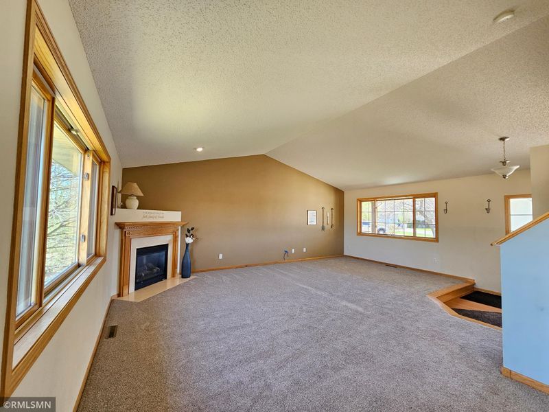 15541 Iodine Ct NW, Ramsey, MN 55303