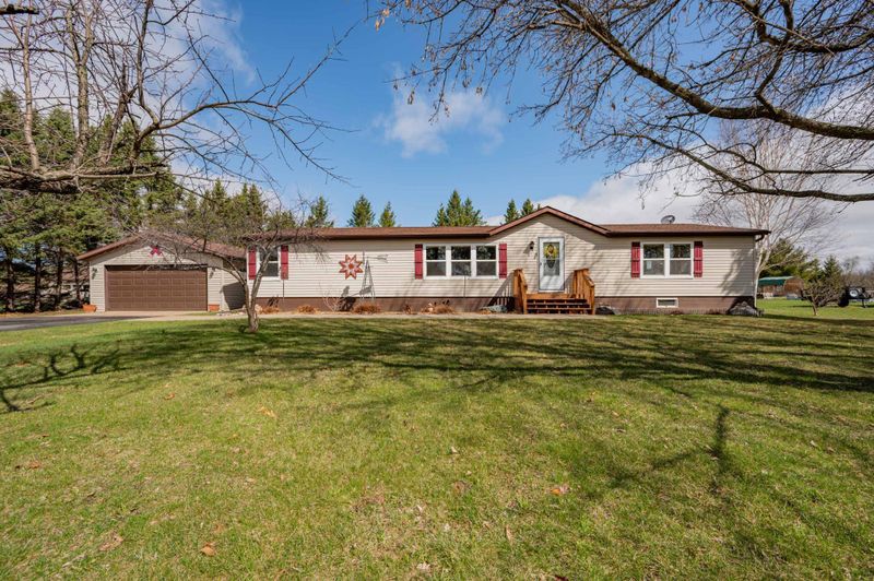 2765 Fraser St, Grand Rapids, MN 55744