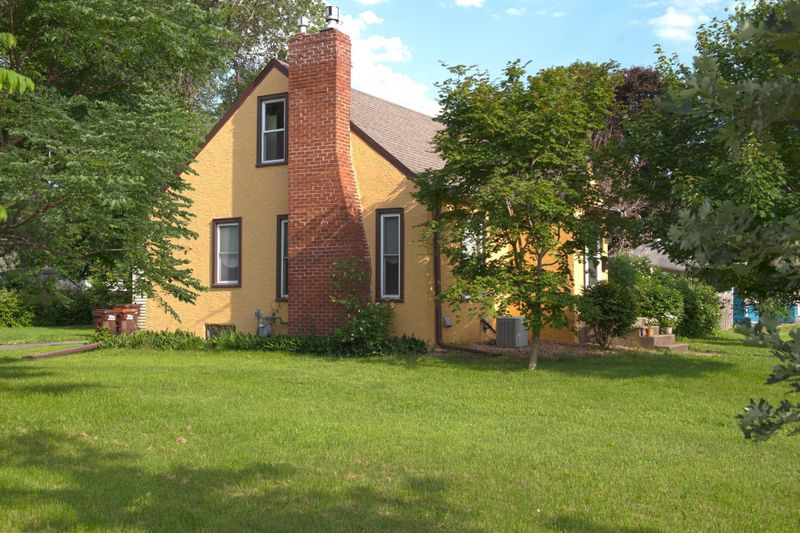 1100 Summit Ave, Saint Paul Park, MN 55071