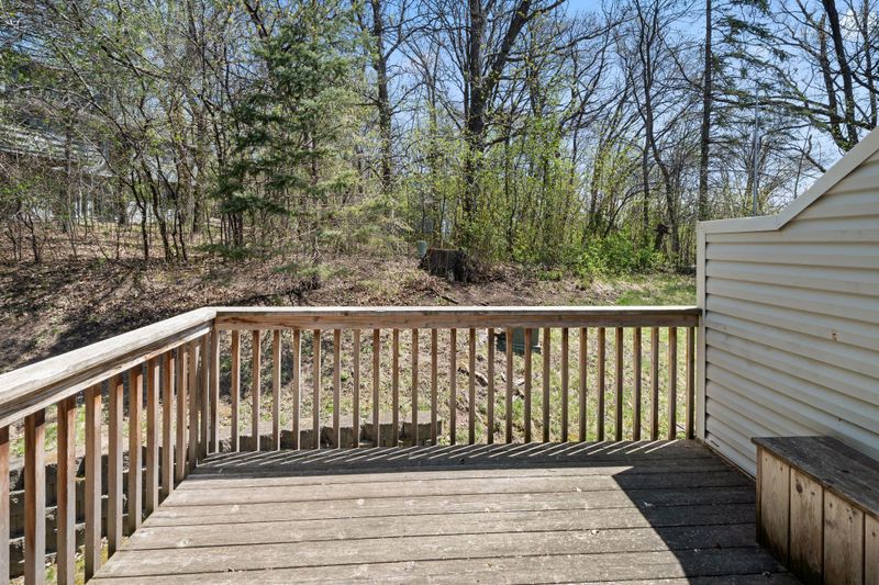 1205 Timbershore Ln, Eagan, MN 55123