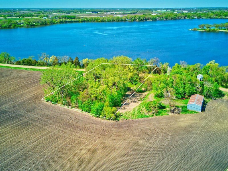 23838 Zion Ave, Winsted, MN 55395