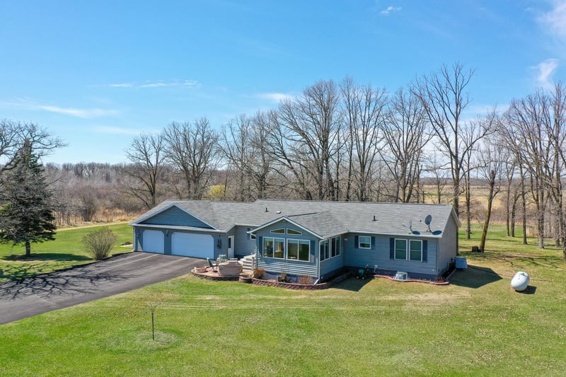 49372 County 9, Staples, MN 56479