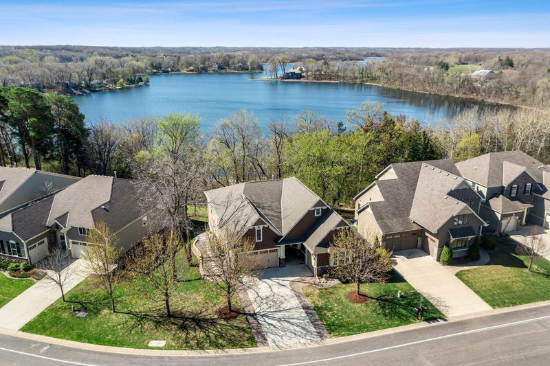 5435 Yellowstone Trl, Excelsior, MN 55331