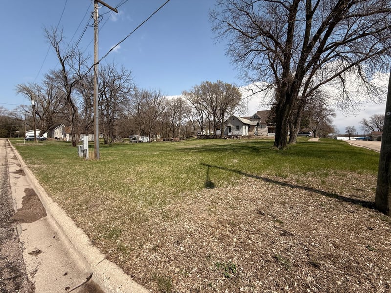 00000 Paul, Appleton, MN 56208