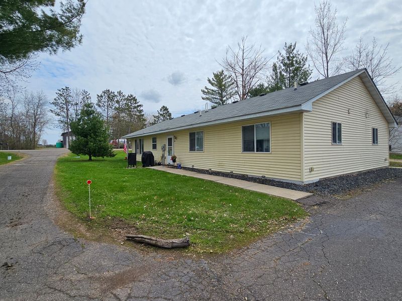 409 Walnut St S, Mora, MN 55051
