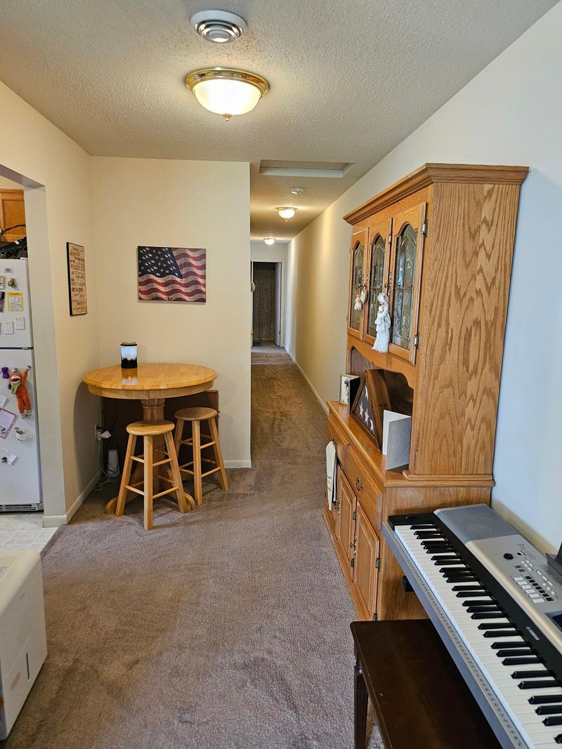 409 Walnut St S, Mora, MN 55051