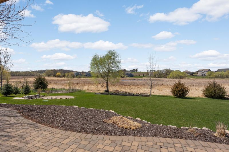 4589 Merganser Dr, Minnetrista, MN 55375