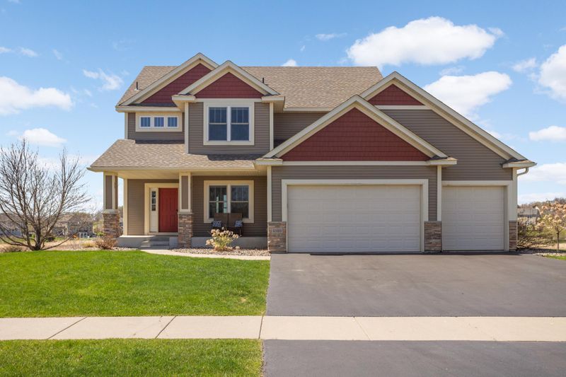 4589 Merganser Dr, Minnetrista, MN 55375