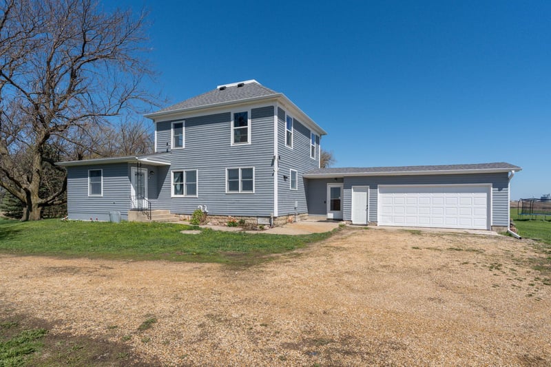 81075 400th St, Lewisville, MN 56060