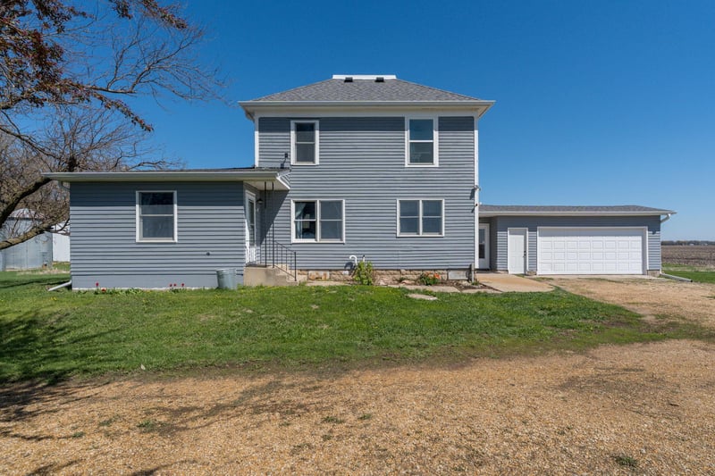 81075 400th St, Lewisville, MN 56060
