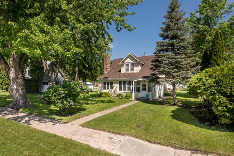 106 E 4th St, Cyrus, MN 56323