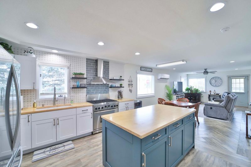 223 Main St NE, Menahga, MN 56464