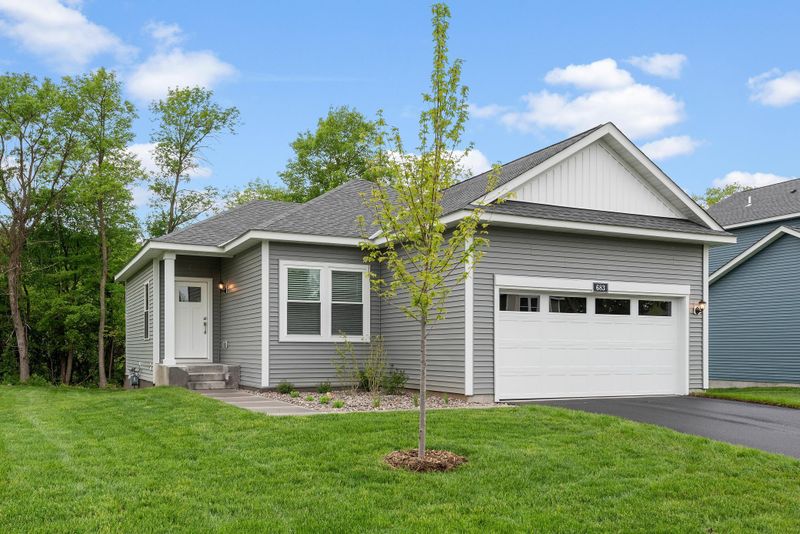 686 Aspen Ln, Montrose, MN 55363