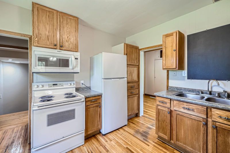 5159 Fawn Lake Dr NE, Stacy, MN 55079
