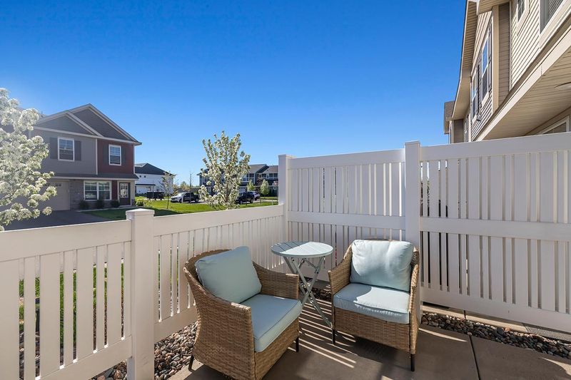 7223 Elmo Ct, Hugo, MN 55038