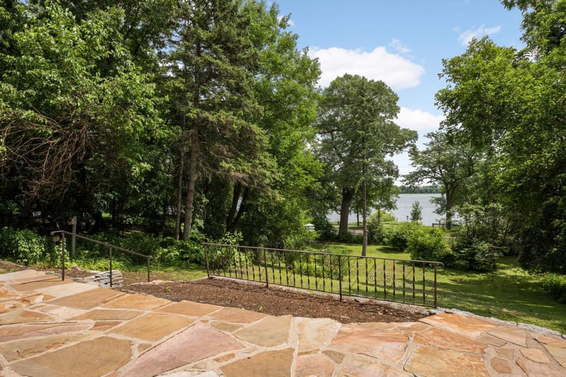 3520 W Bde Maka Ska Pw, Minneapolis, MN 55416