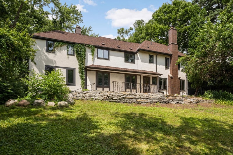 3520 W Bde Maka Ska Pw, Minneapolis, MN 55416