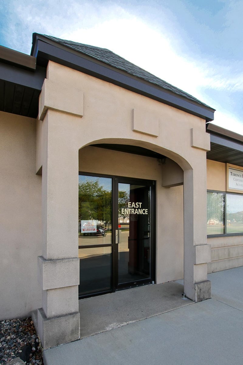 720 Century Ave SW #104, Hutchinson, MN 55350