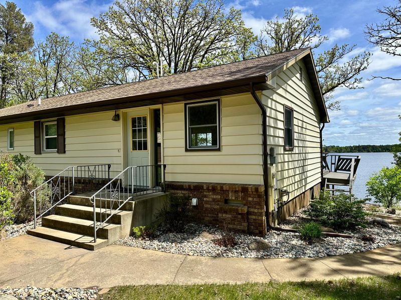 37210 W Stocking Dr, Menahga, MN 56464
