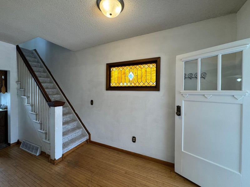205 Walnut St SW, Sleepy Eye, MN 56085