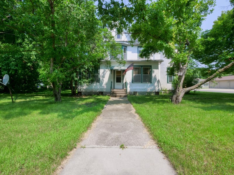 1402 Broadway, Wheaton, MN 56296