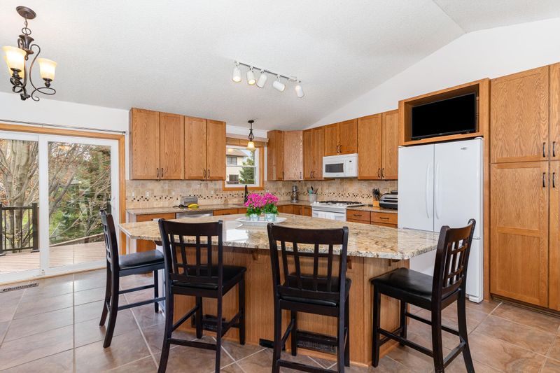 15772 Cicerone Ct, Rosemount, MN 55068