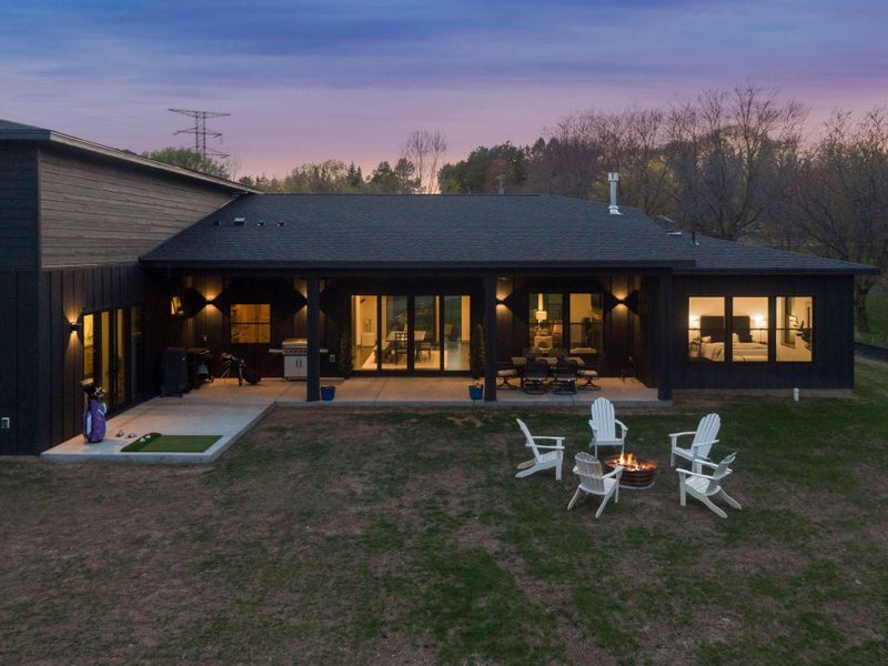 1342 Jansen Ave SE, Hanover, MN 55313