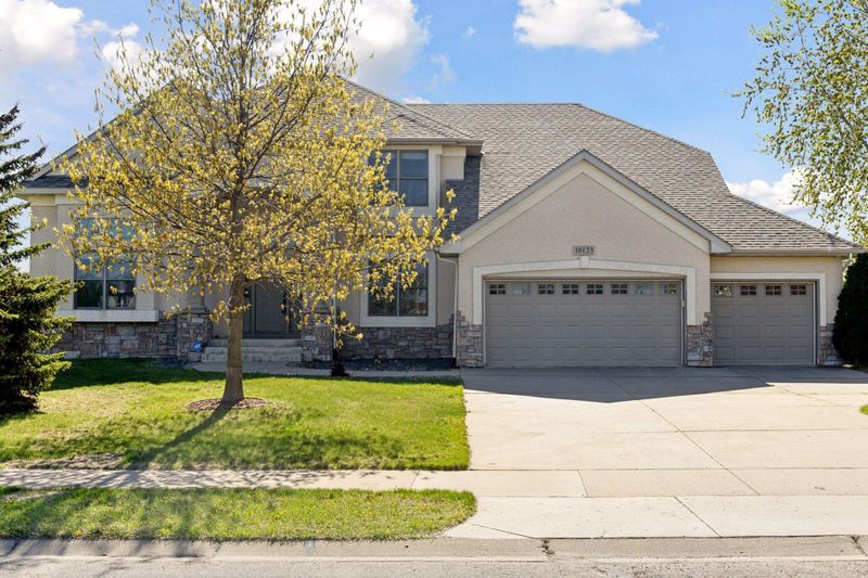 10123 Yates Ave N, Brooklyn Park, MN 55443