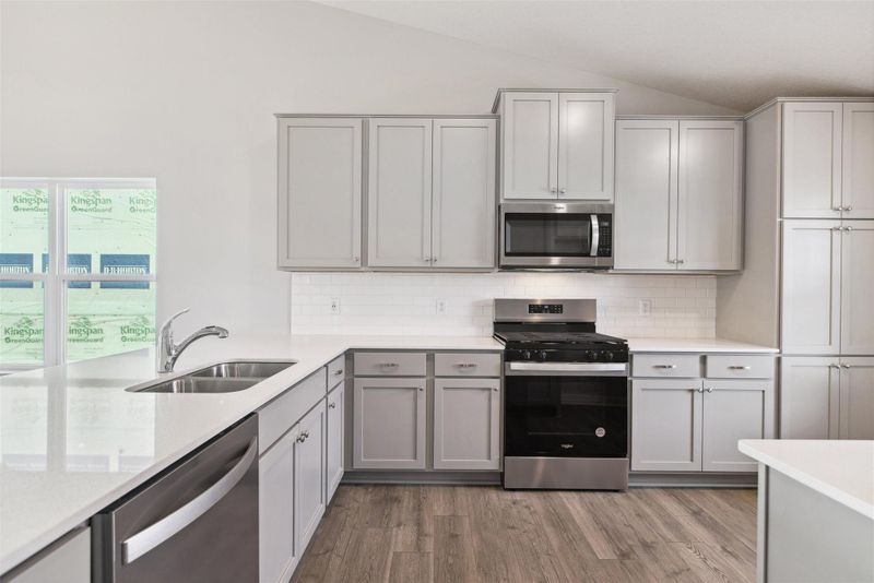 1695 Denali Dr, Shakopee, MN 55379