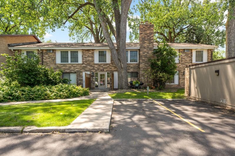 4508 Cedar Lake Rd S #2, Minneapolis, MN 55416
