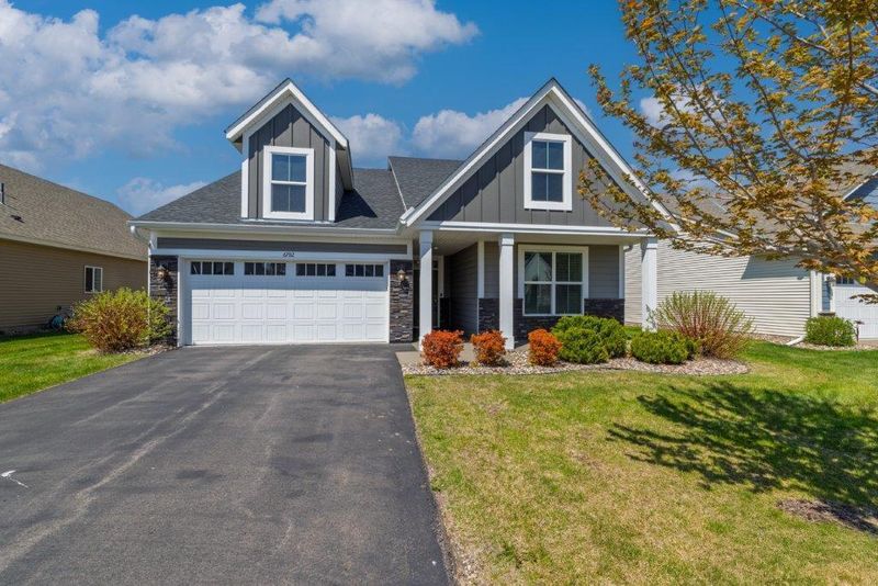6782 92nd St S, Cottage Grove, MN 55016