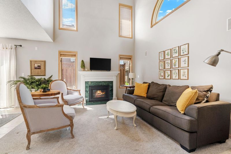 18507 Cherry Tree Ct, Minnetonka, MN 55345