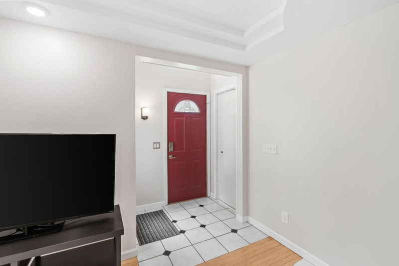 837 1st St, Saint Paul Park, MN 55071