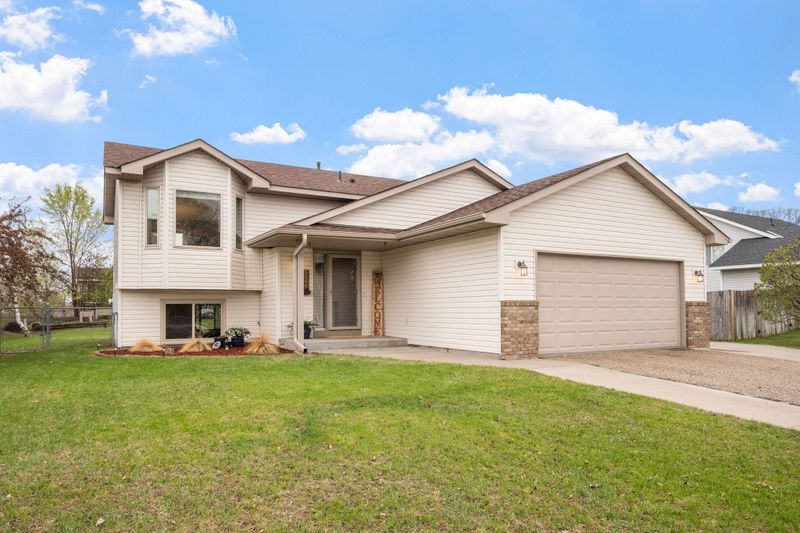5046 Mitchell Rd, Big Lake, MN 55309