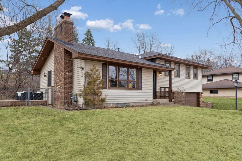 8158 83rd St S, Cottage Grove, MN 55016