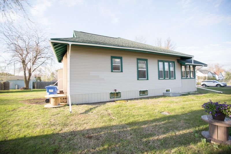 705 5th Ave, Madison, MN 56256