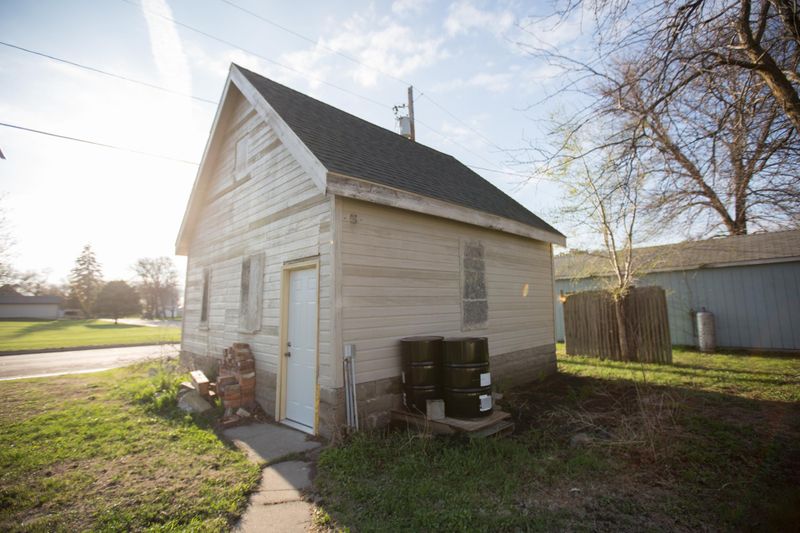 705 5th Ave, Madison, MN 56256