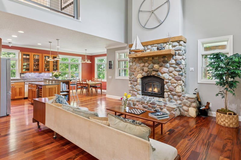 16710 Edgewood Ave, Minnetonka, MN 55391
