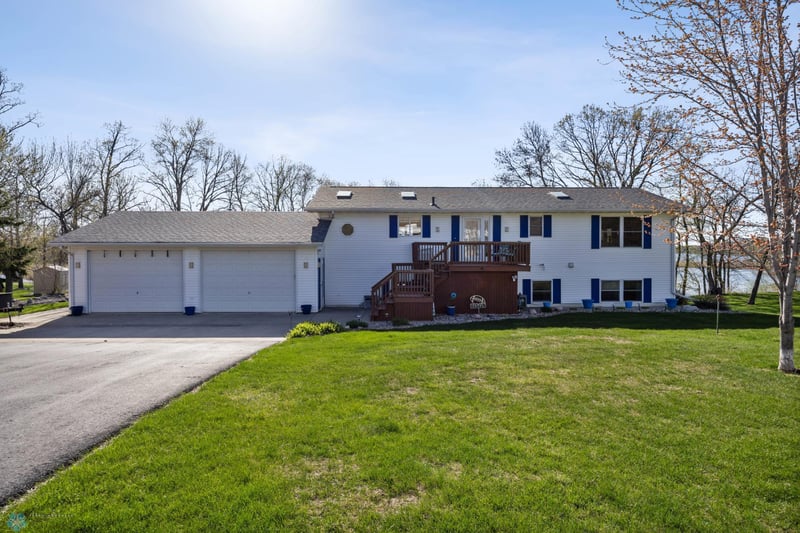15344 Blackhawk Rd, Audubon, MN 56511