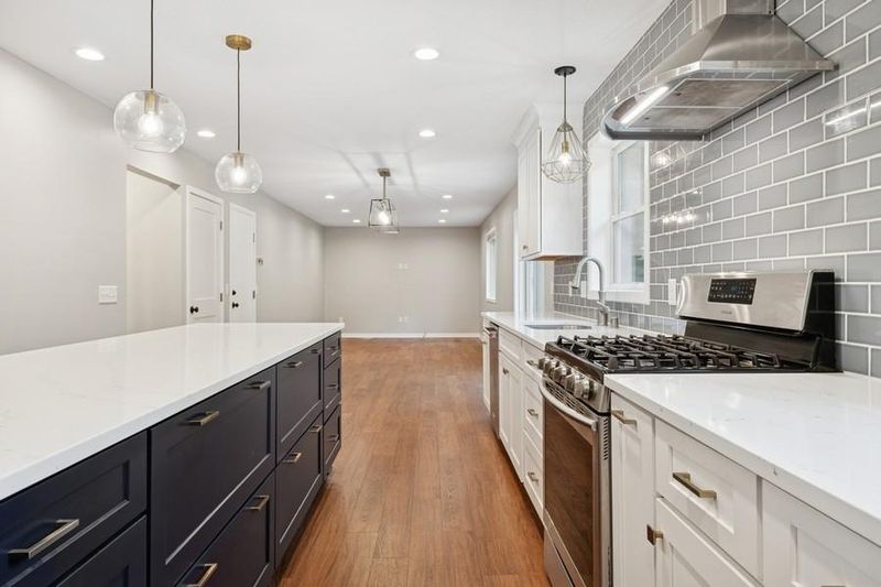 14087 Dearborn Pa, Rosemount, MN 55068