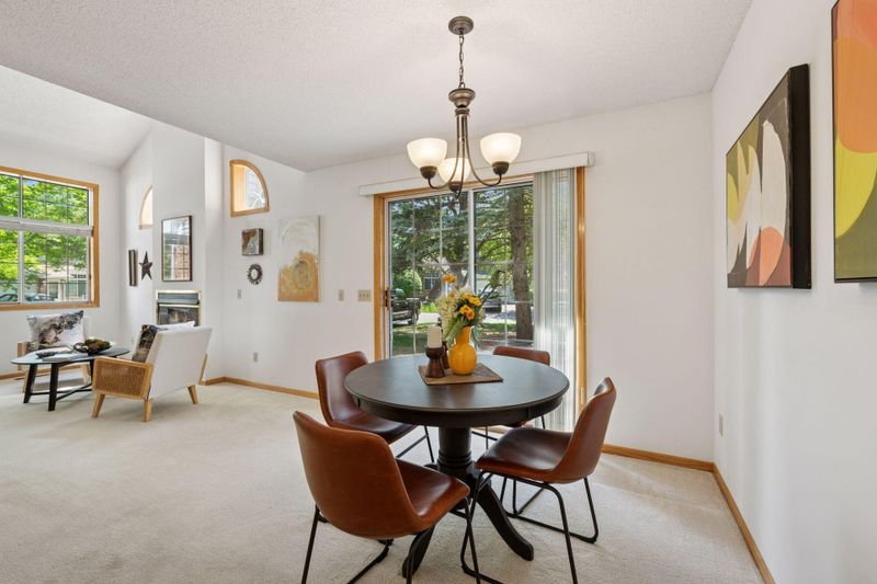 10922 Highland Rd, Bloomington, MN 55438