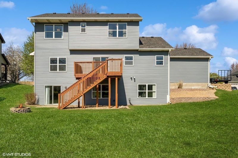 13984 Starlite Dr, Rogers, MN 55374