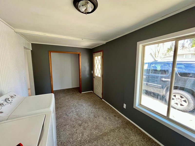 125 E 1st St, Dresser, WI 54009